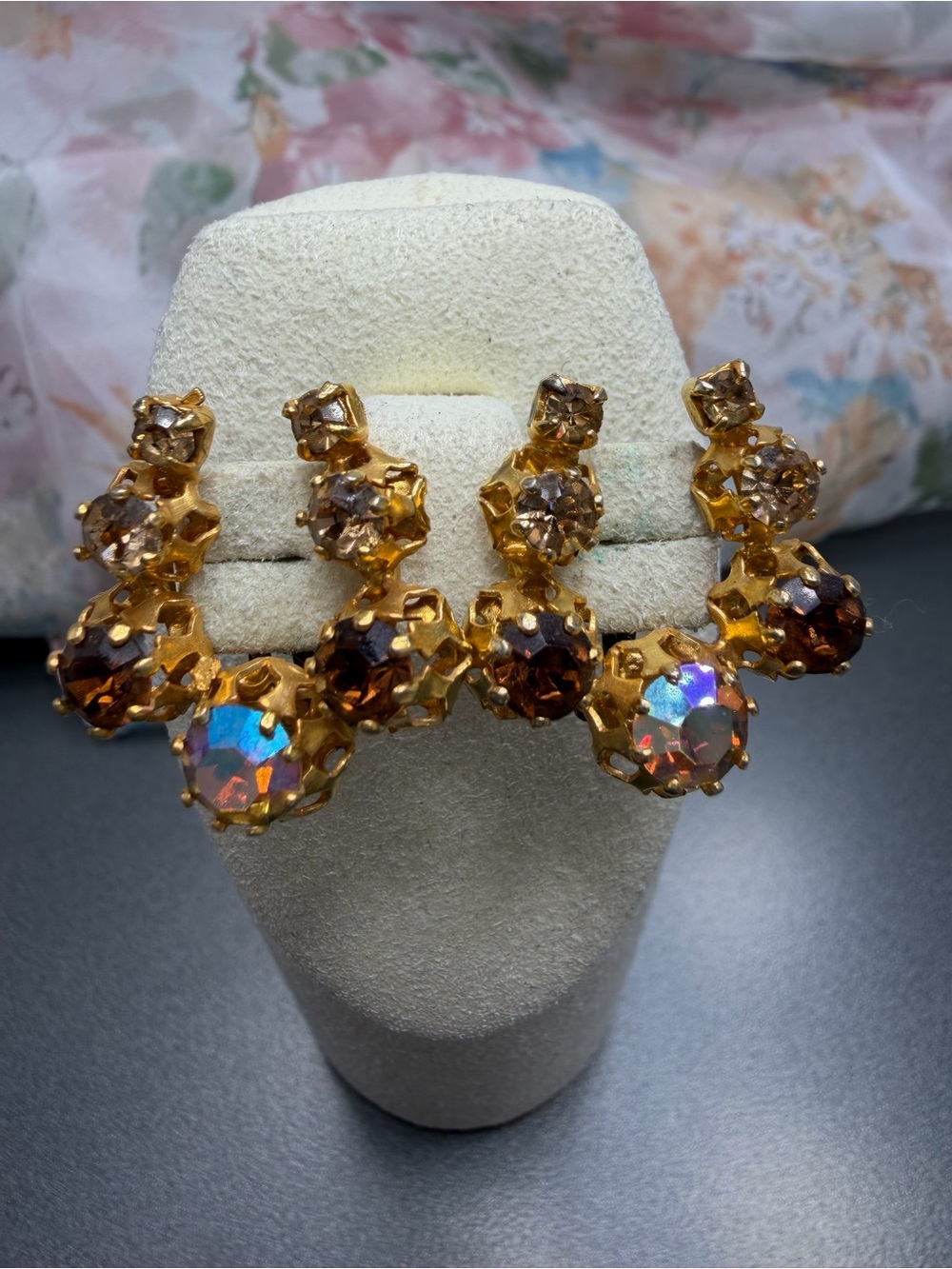 Vintage Austrian Amber Color Clip Earrings #348SE